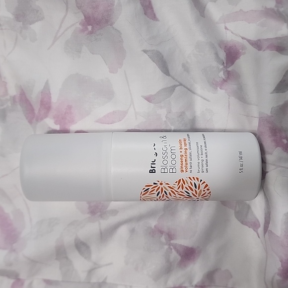 Briogeo Blossum and Bloom Shampoo, Conditioner and Volumizing Spray - Picture 7 of 8